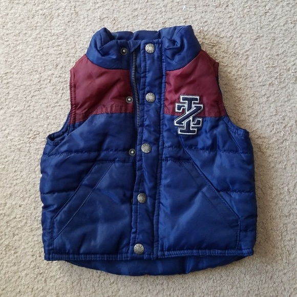 ⭐ 2/$20 IZOD 3 Piece set with Puffer Vest - Picture 2 of 8
